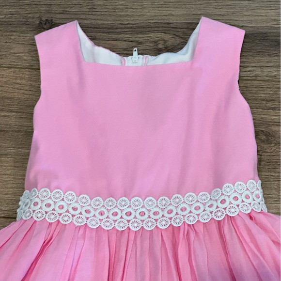 Kid's Dream Girls 5-6 Pink and White Embroidered Dress - Picture 3 of 6